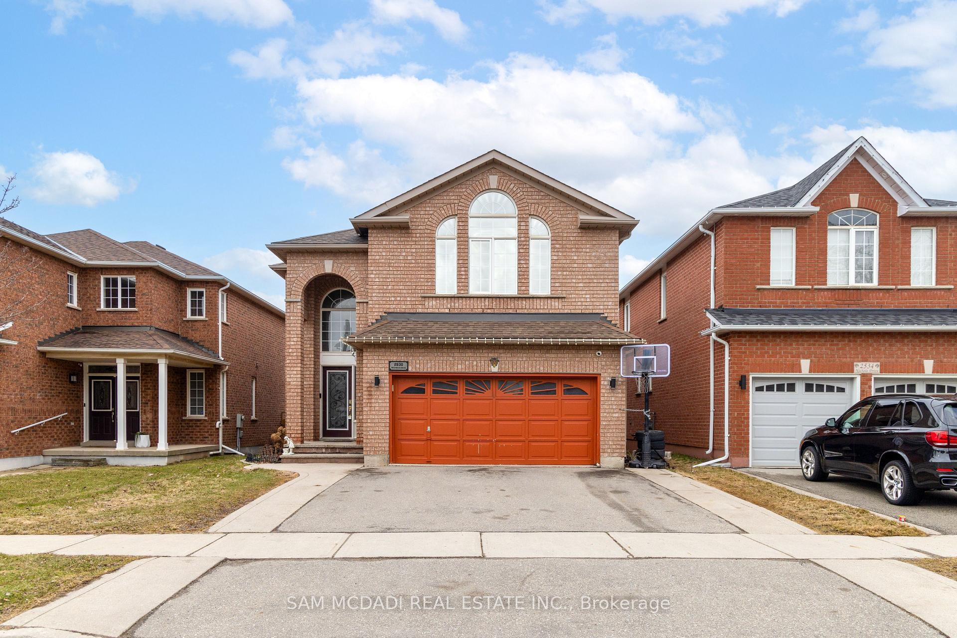 Property Photo: 2530 Nichols Drive ON L6H 7L3