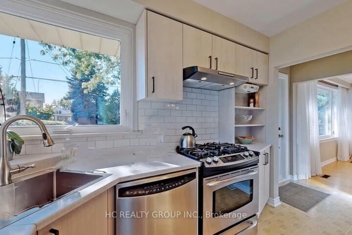 Property Photo: 53 Treverton Drive Main&Ampupper ON M1K 3S5