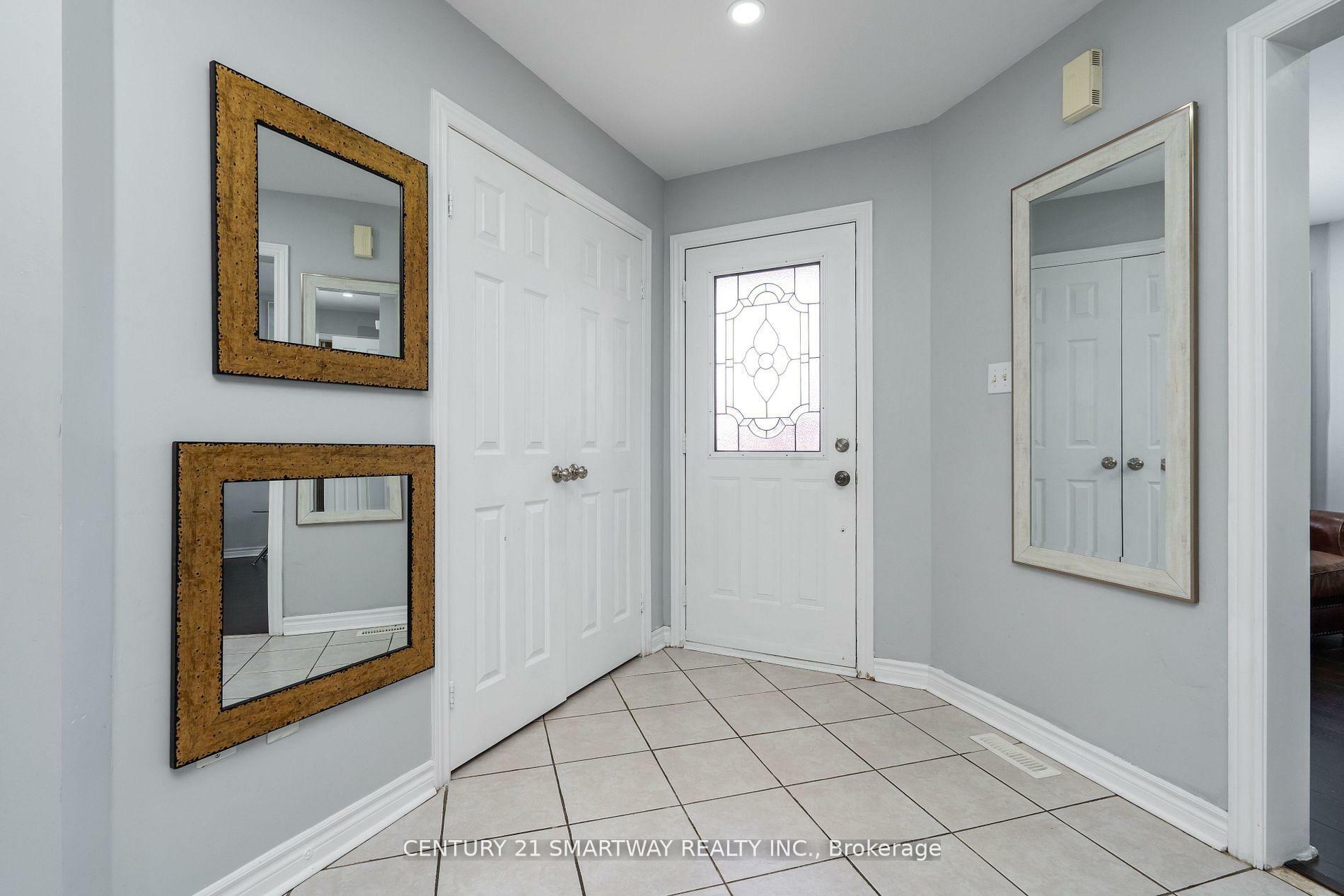 Photo de la propriété: 176 Dean Avenue ON L4N 0W1
