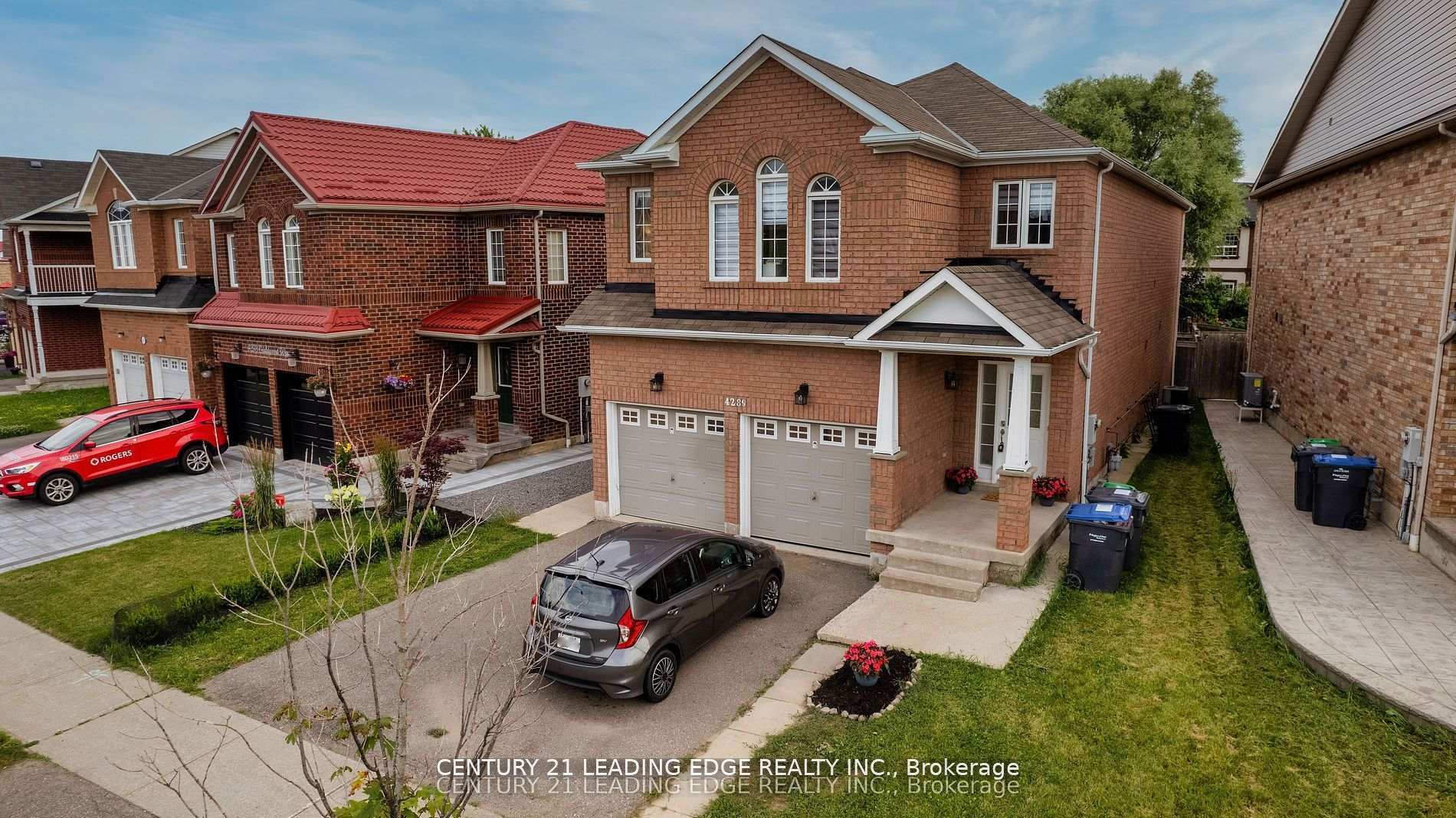 Photo de la propriété: 4289 Guildwood Way ON L5R 0A7