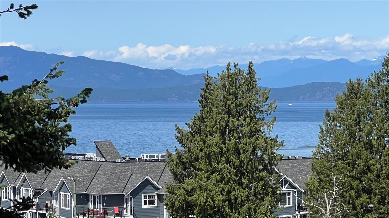 Property Photo: 297 Hirst Ave W 403 BC V9P 0A4