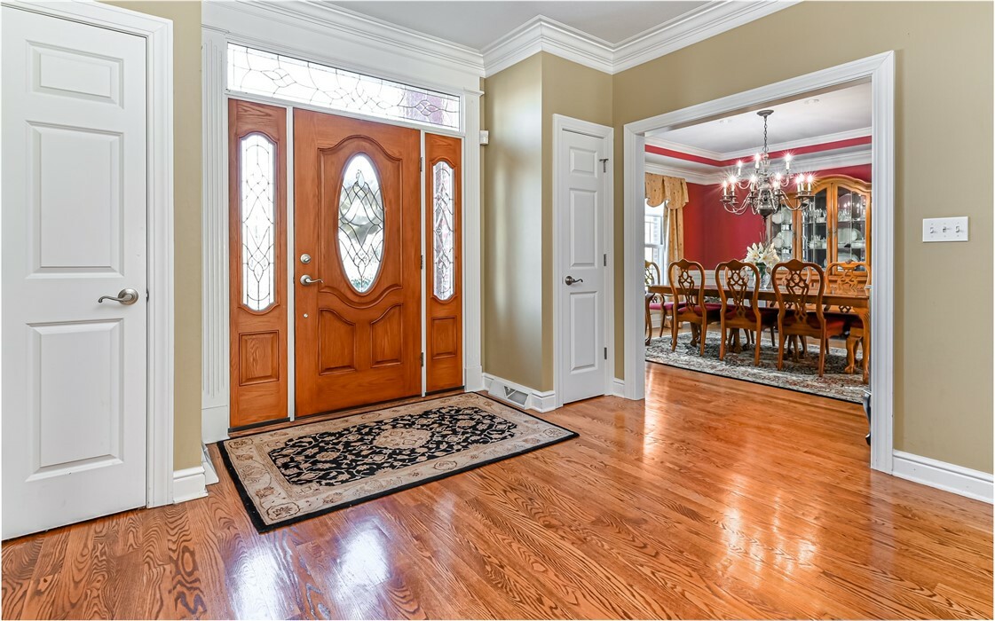 Property Photo: 3124 Canterbury Dr PA 15101