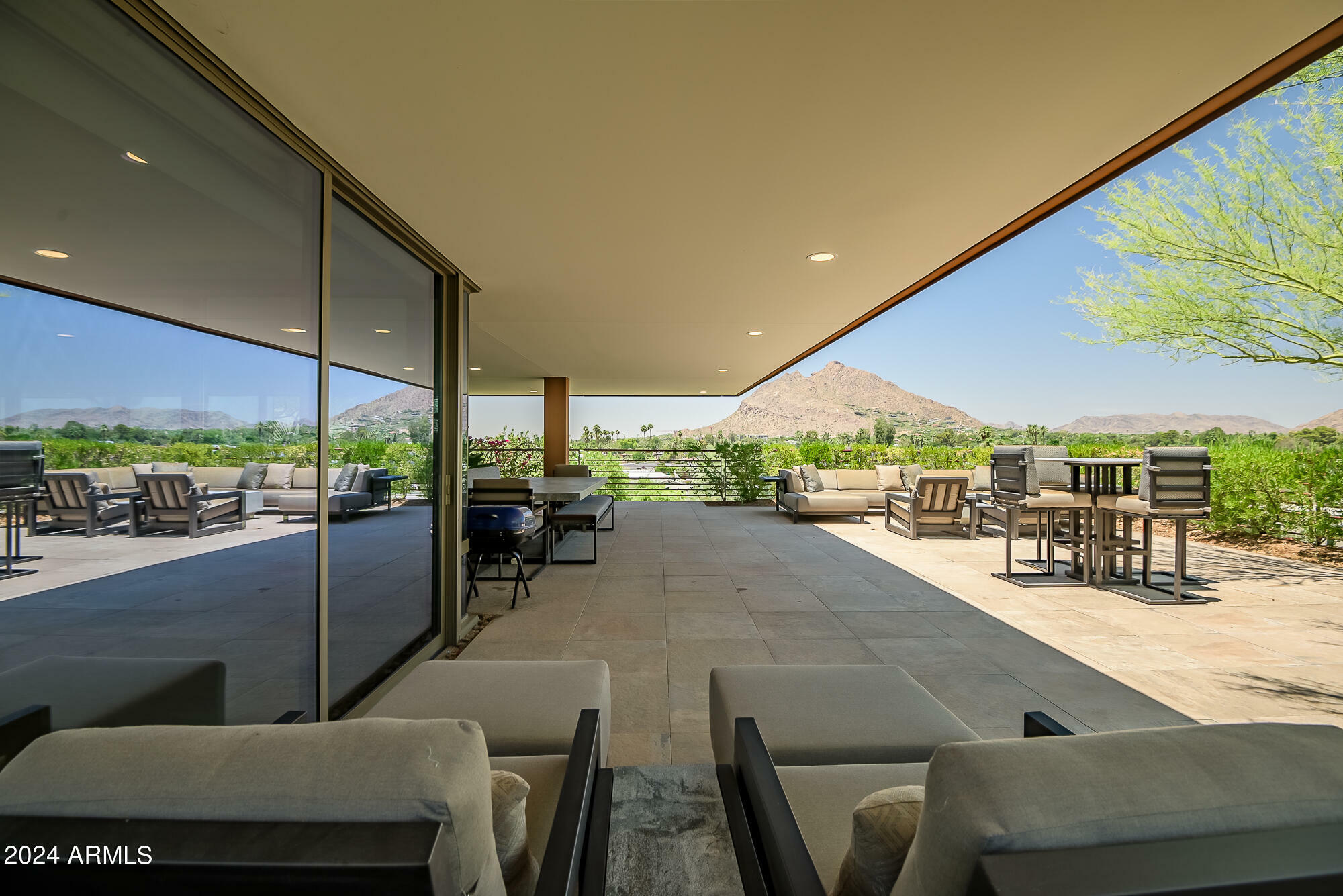 Property Photo: 7117 E Rancho Vista Drive 6007 AZ 85251