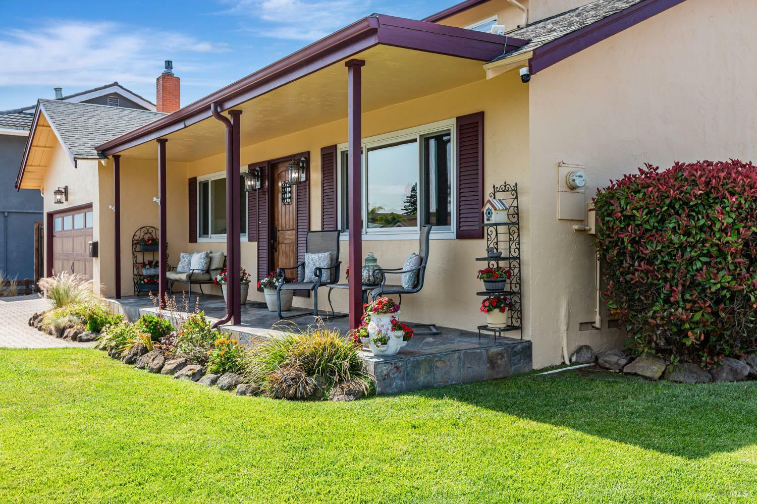 Property Photo: 10 San Aleso Court CA 94945