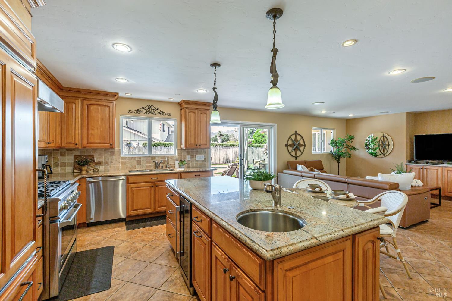 Property Photo:  10 San Aleso Court  CA 94945 