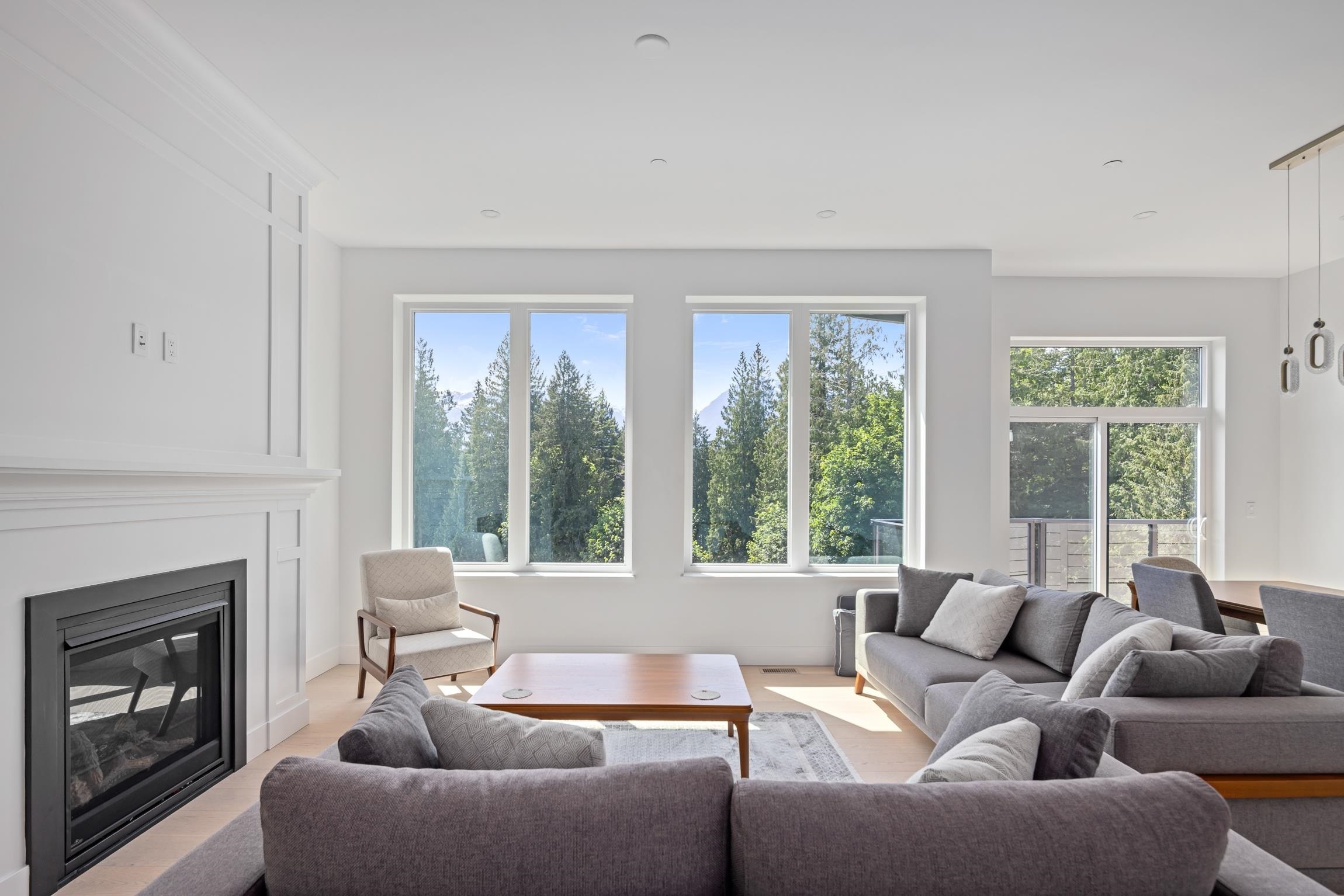 Property Photo: 3385 Mamquam Road 37 BC V8B 0E3