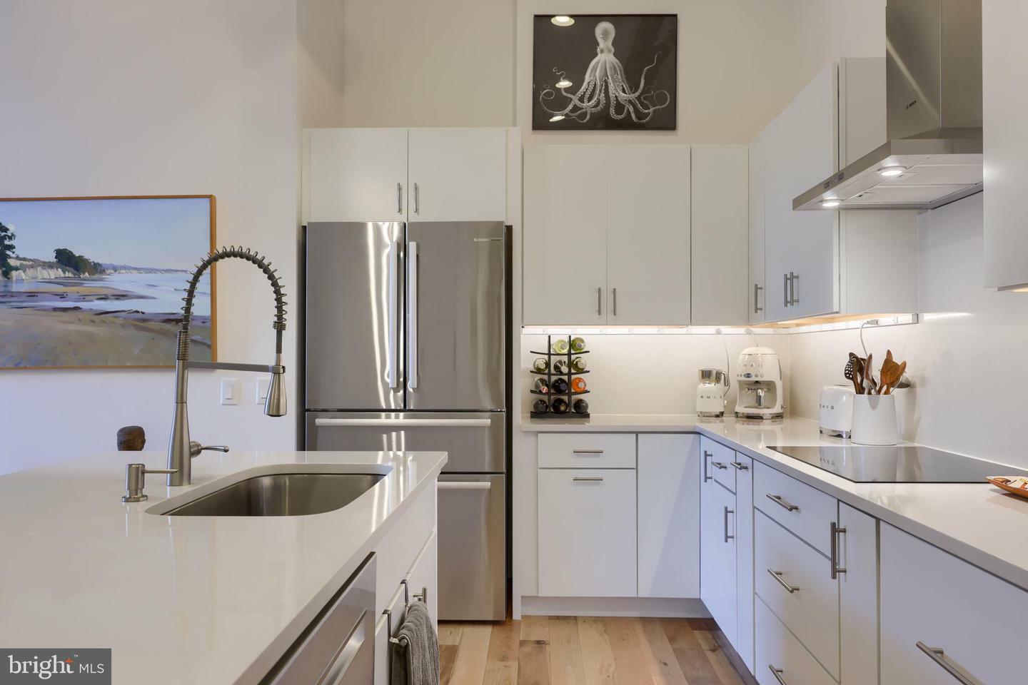 Property Photo: 41 W Lemon Street 301 PA 17603