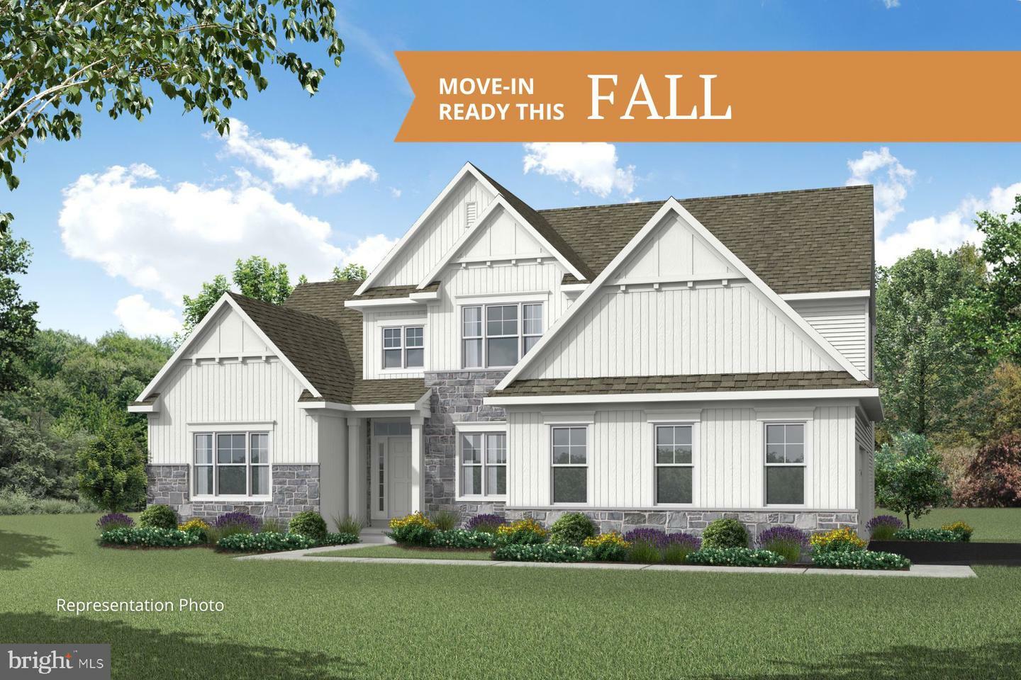 32 E Mulberry Hill Road  Carlisle PA 17013 photo