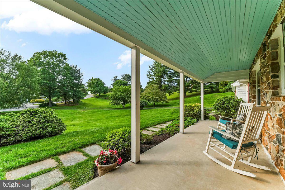 Property Photo: 1771 Hunters Circle PA 19380