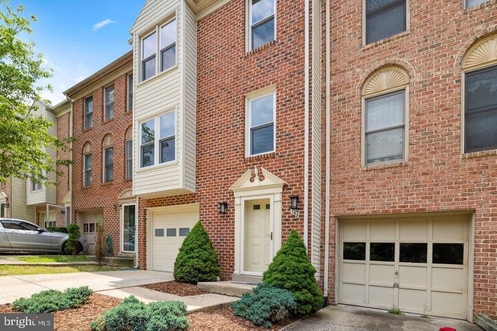 Property Photo: 104 Rolling Hill Court VA 22554