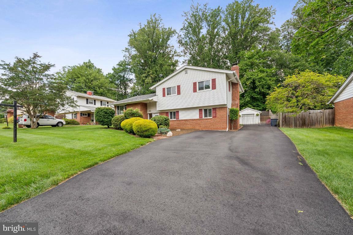 Property Photo: 3508 Brookwood Drive VA 22030