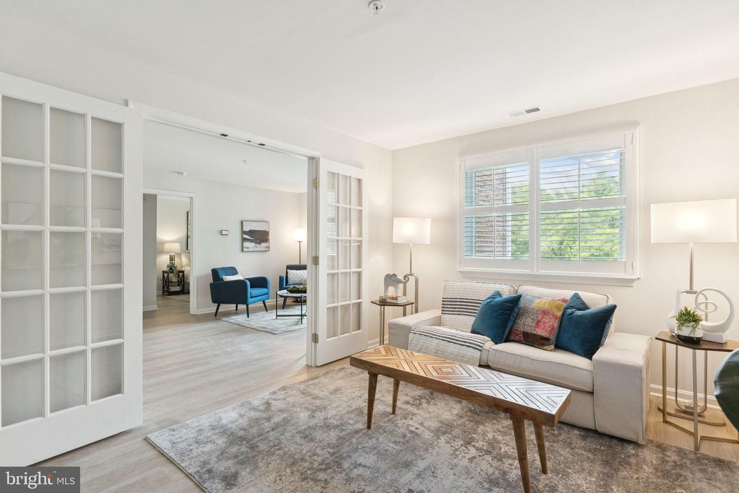 Property Photo:  2900 Shipmaster Way 211  MD 21401 