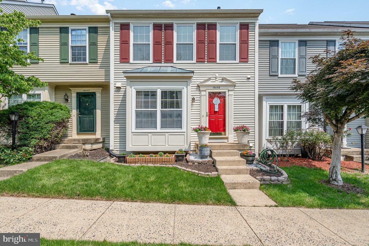 Property Photo: 15459 Windsong Lane VA 22025