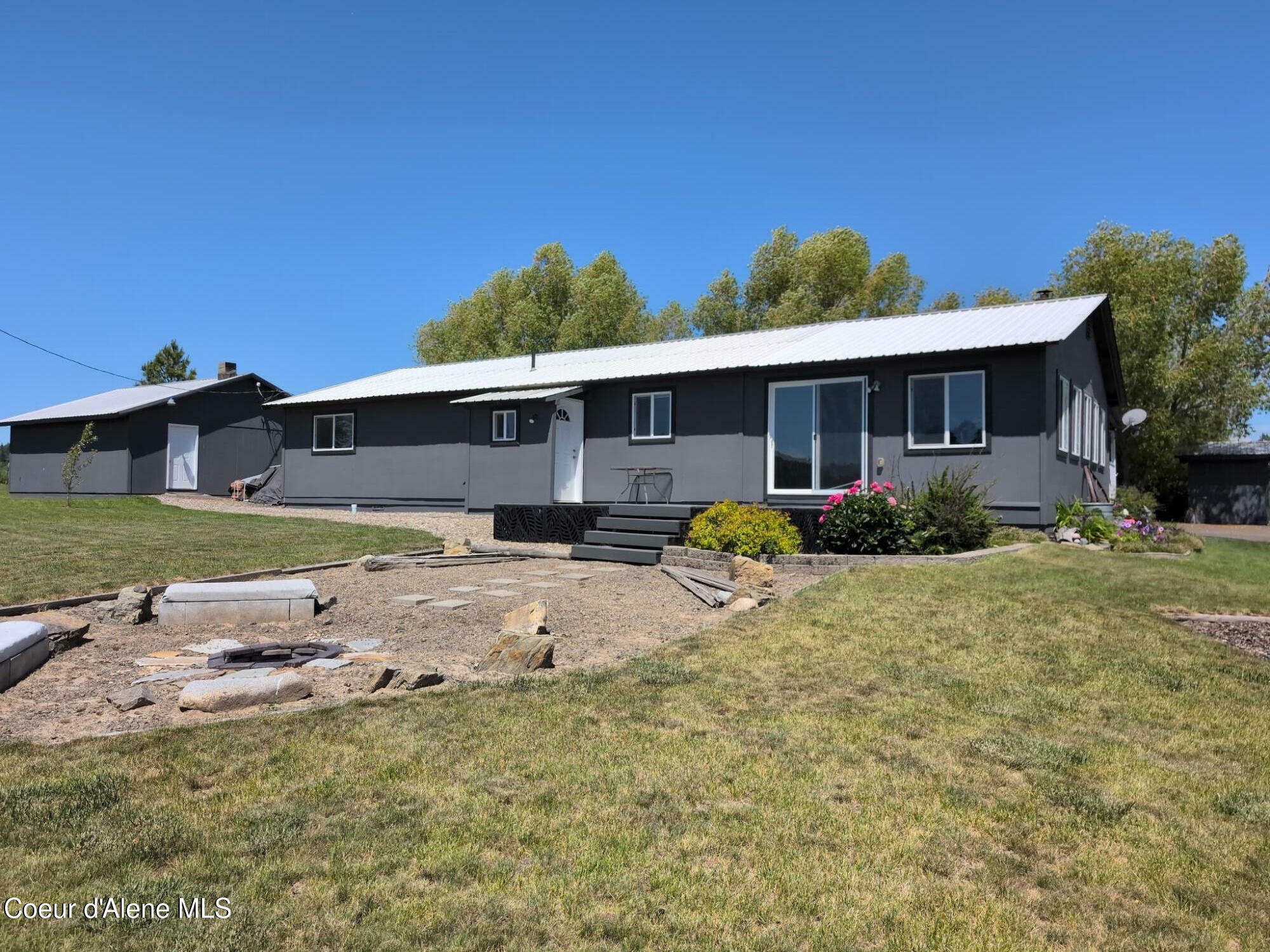 Property Photo: 331 15th St ID 83851