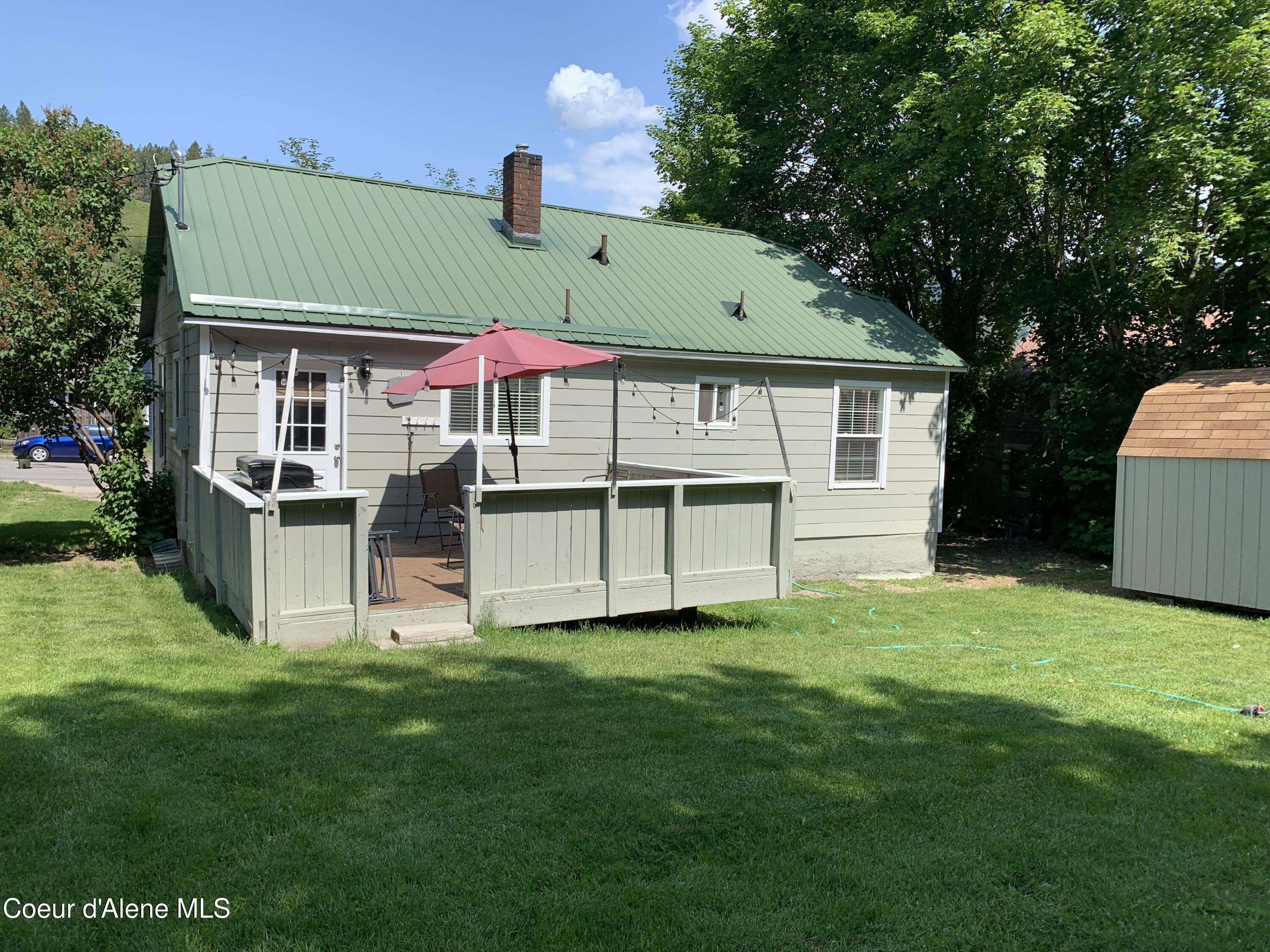 Property Photo: 705 S Division St ID 83837