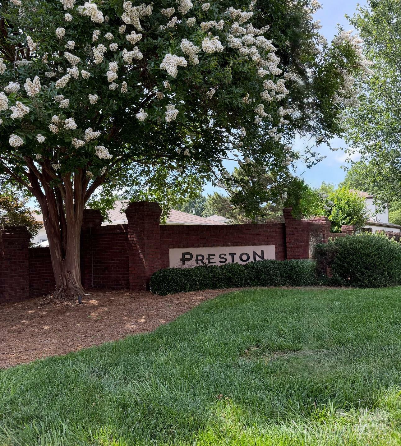 Property Photo: 17709 Sedona Way NC 28031