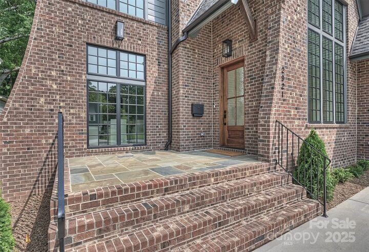 Property Photo:  2921 Windsor Avenue  NC 28209 