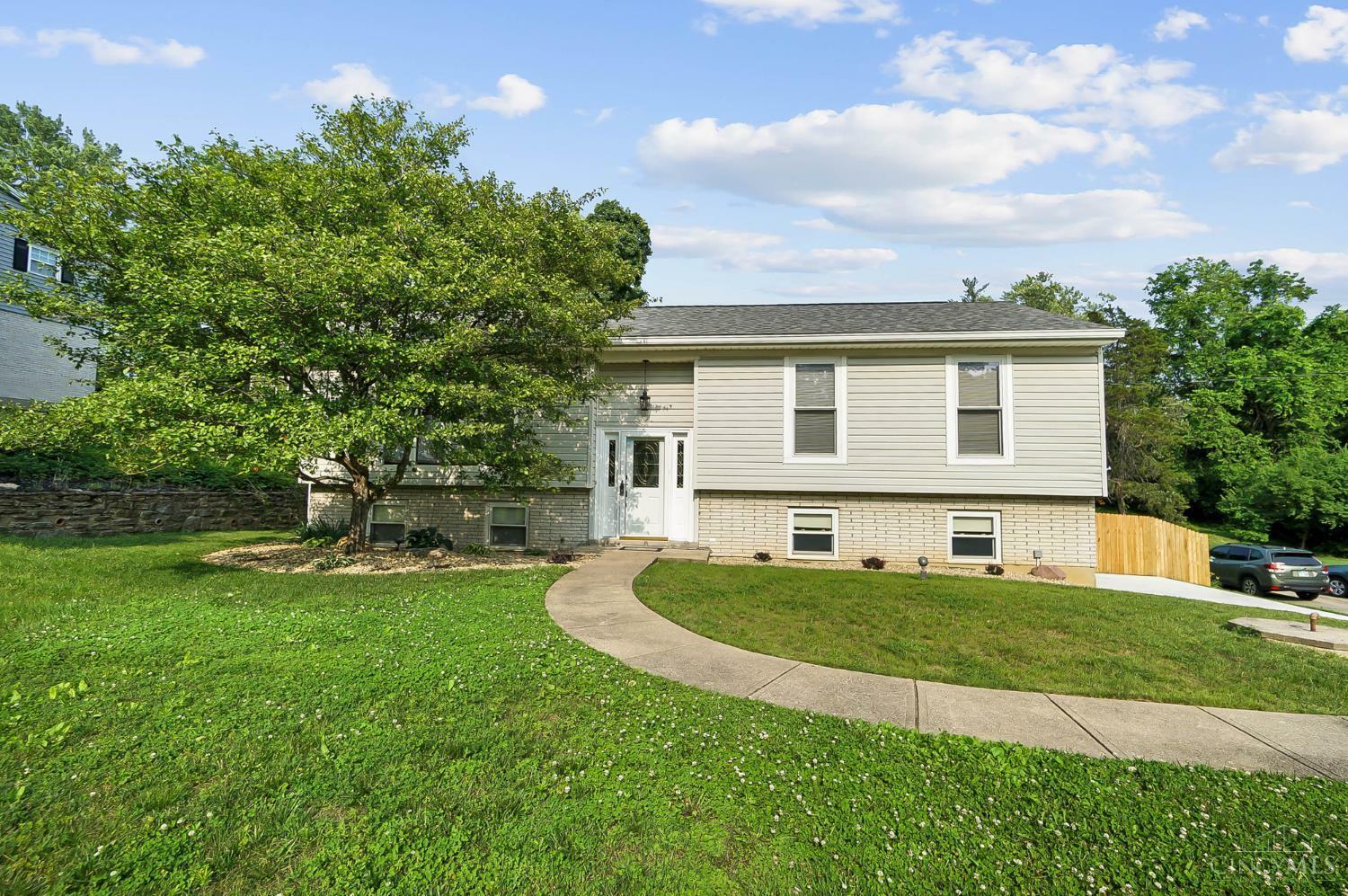 Property Photo: 6264 Oakcreek Drive OH 45247