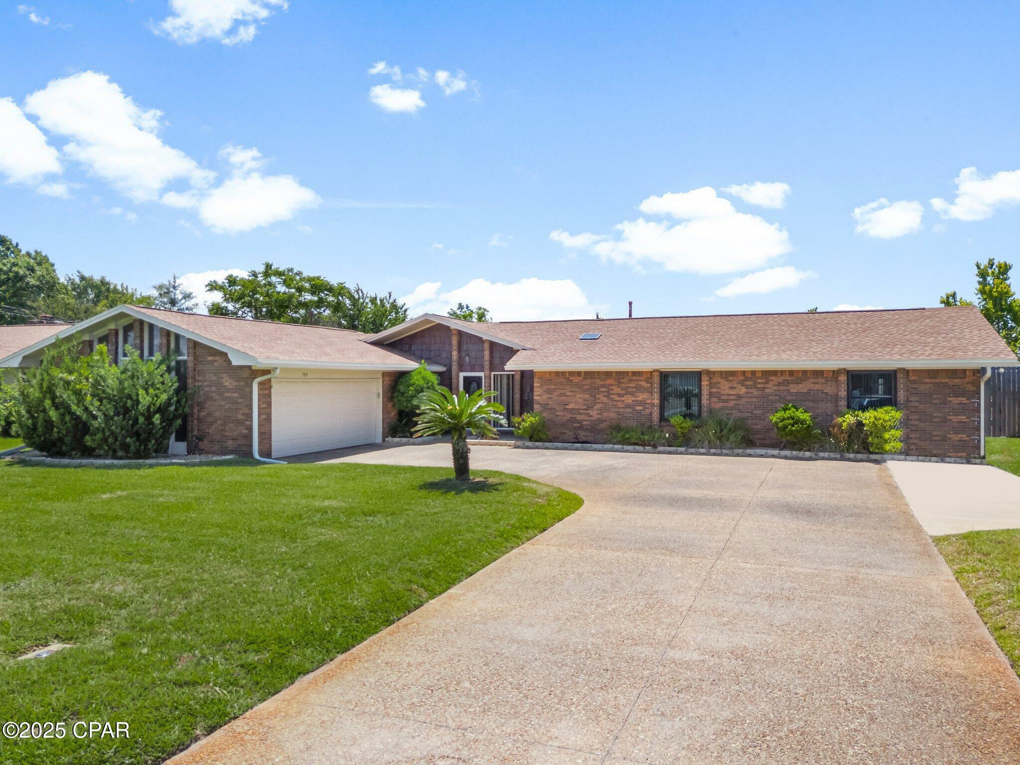 Property Photo: 709 Brandeis Avenue FL 32405