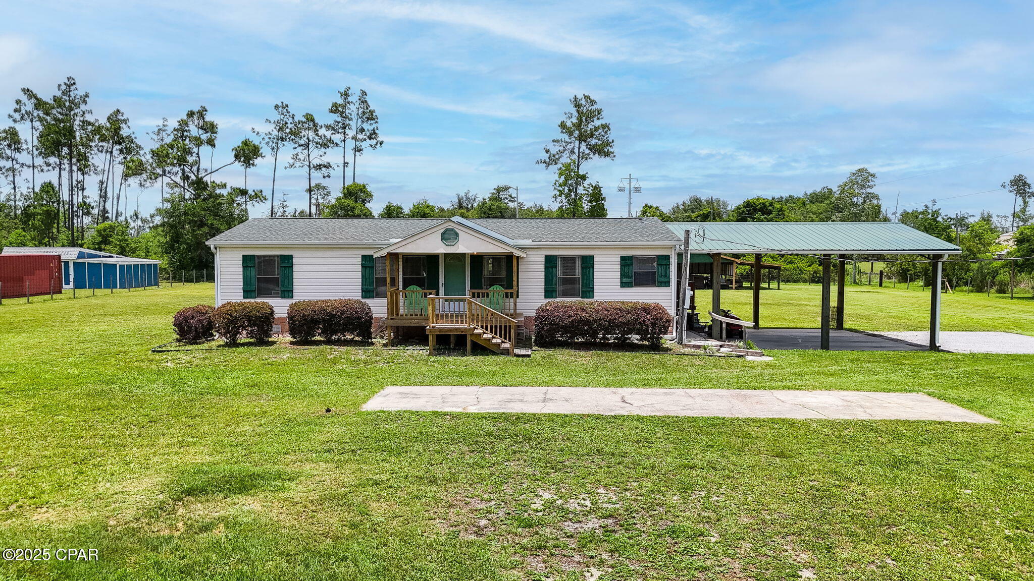 Property Photo: 11125 Old Bicycle Road FL 32404