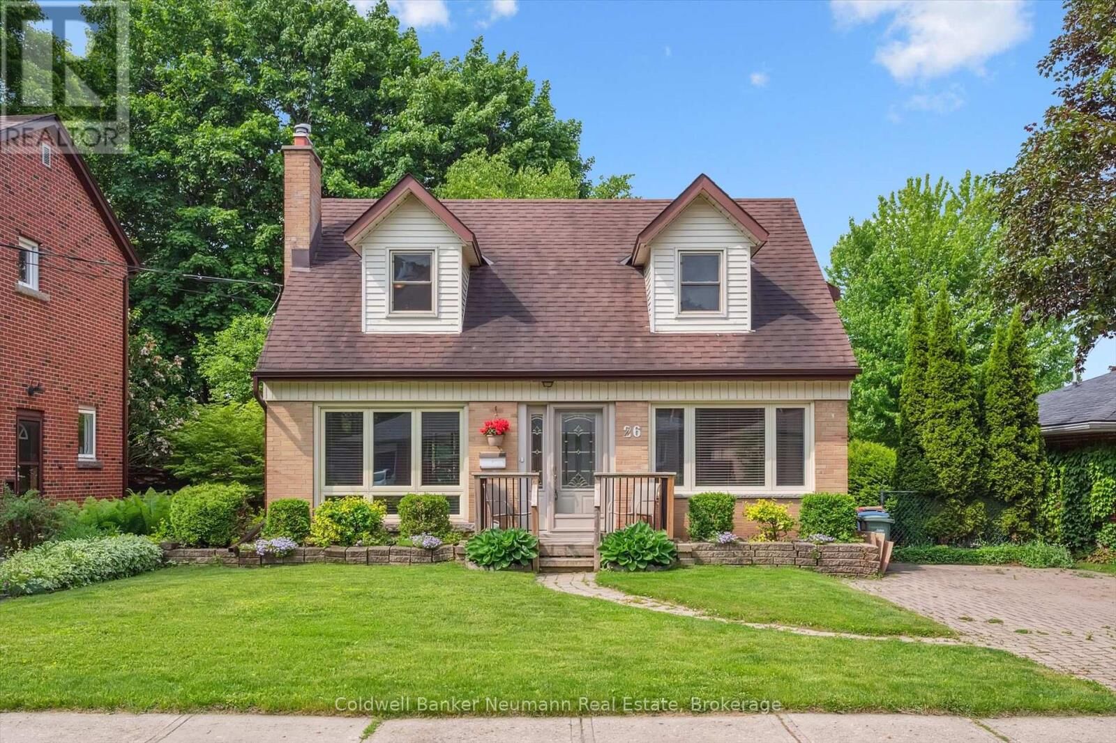 Property Photo: 26 Elginfield Drive ON N1E 4E6