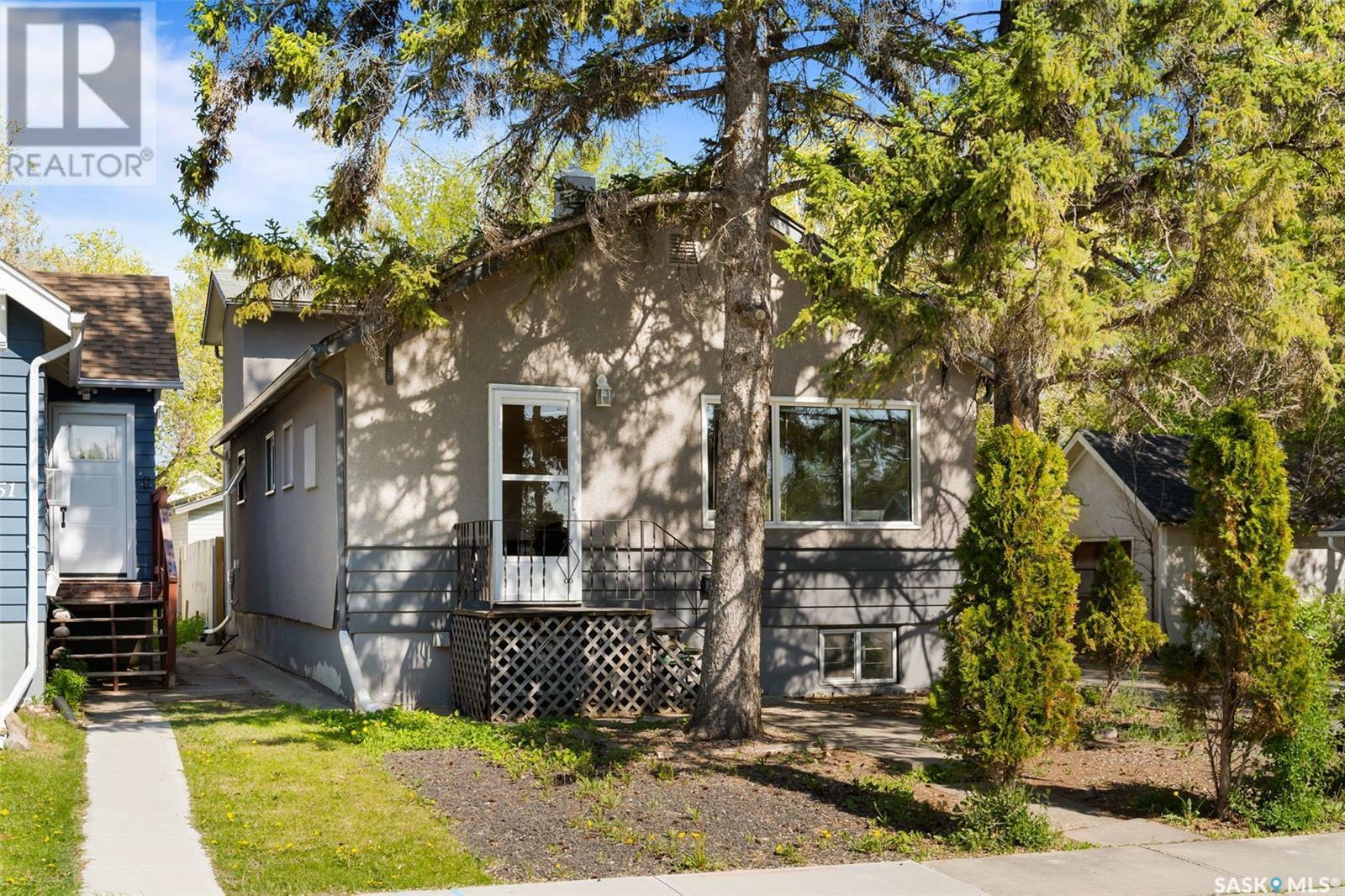 Property Photo: 2353 Reynolds Street SK S4N 3N6