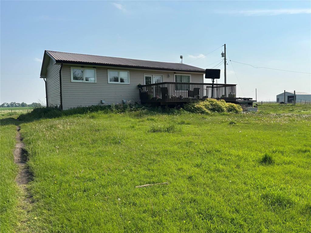 Property Photo: 101014 25 Road North MB R0K 0X0