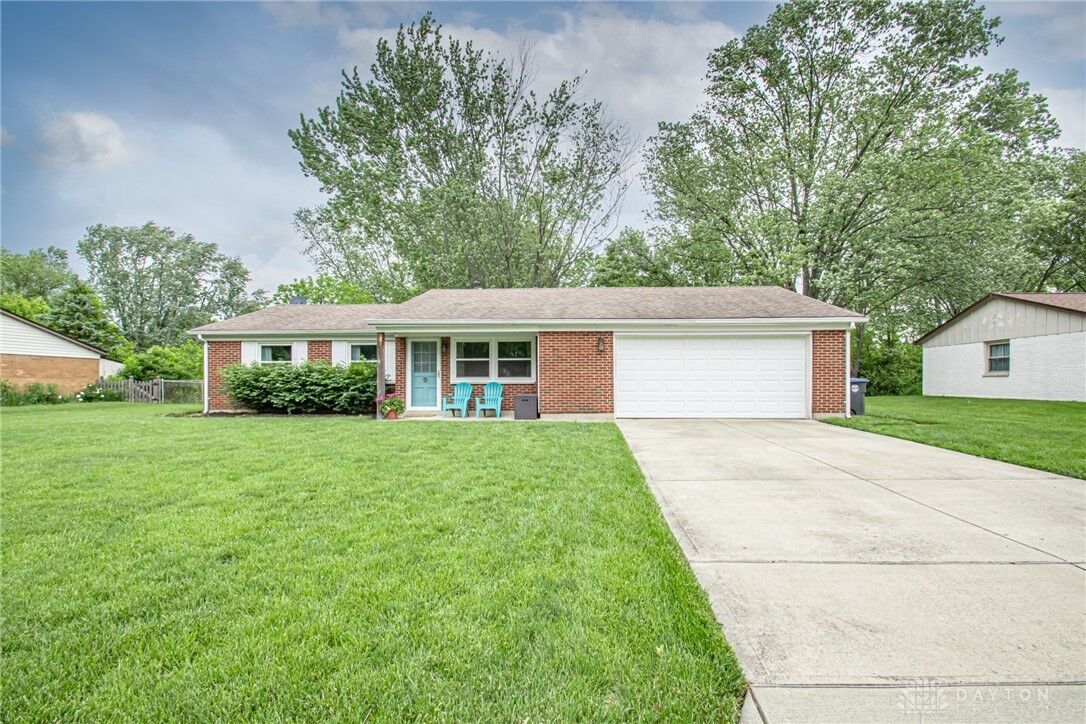 Property Photo: 75 Graywood Court OH 45458