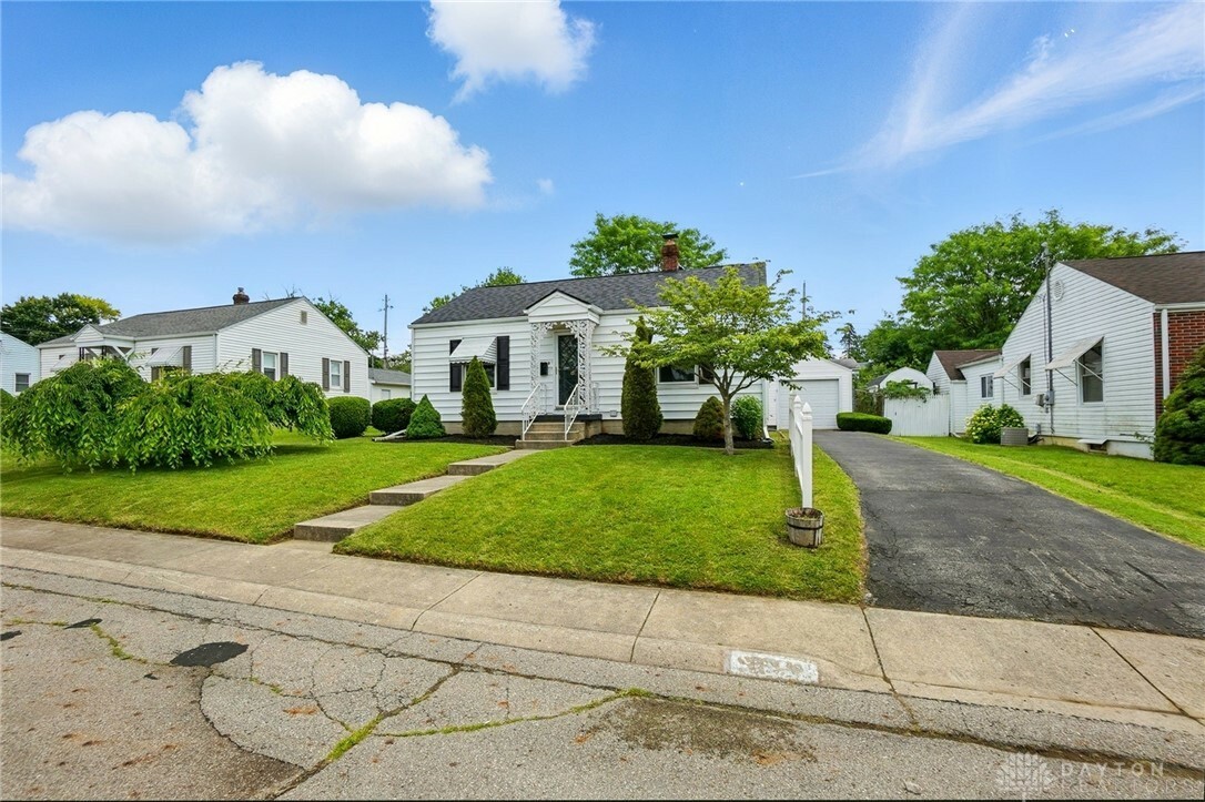 Property Photo: 1330 Amherst Road OH 45504