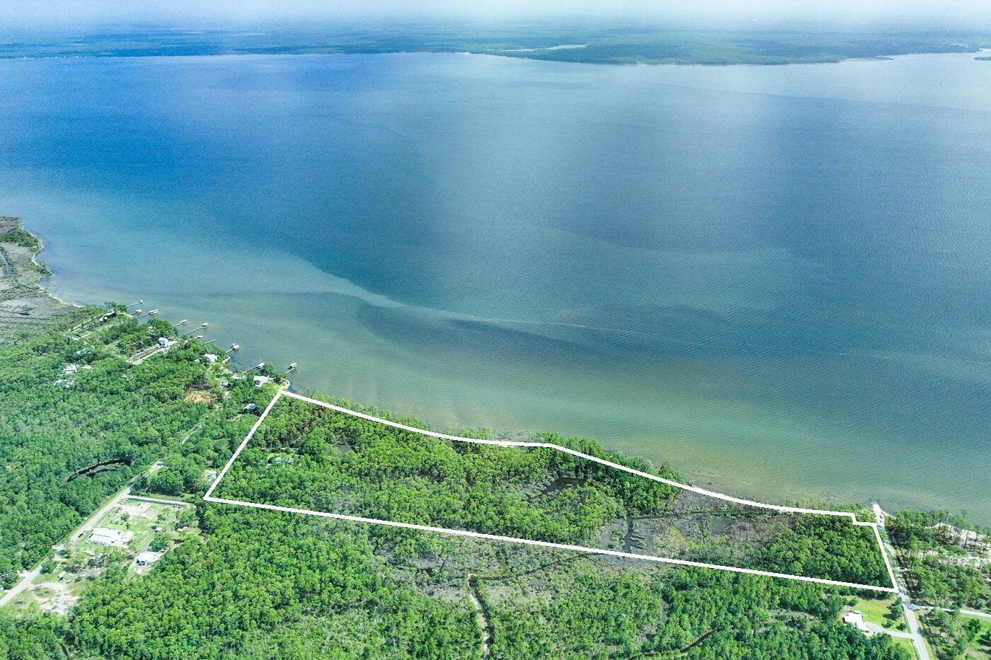 Property Photo: 78 Whispering Shr Cove FL 32459