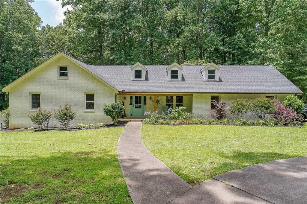 Property Photo: 527 Gaddis Road GA 30115