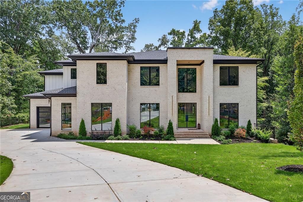 Property Photo:  4125 Ashwoody Trail NE  GA 30319 