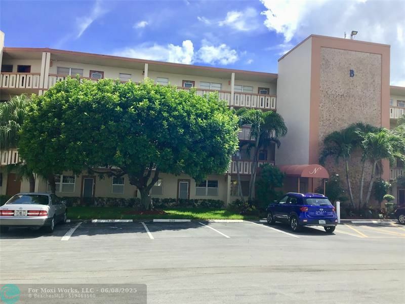 Property Photo: 3033 Newcastle B 3033 FL 33434