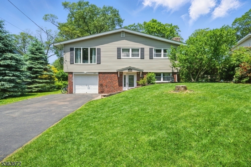 630 Bensel Drive  Mount Arlington Boro NJ 07850 photo
