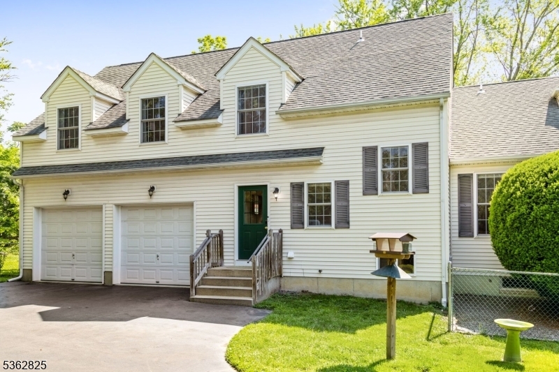 Property Photo: 25 Orchard Ave NJ 08534