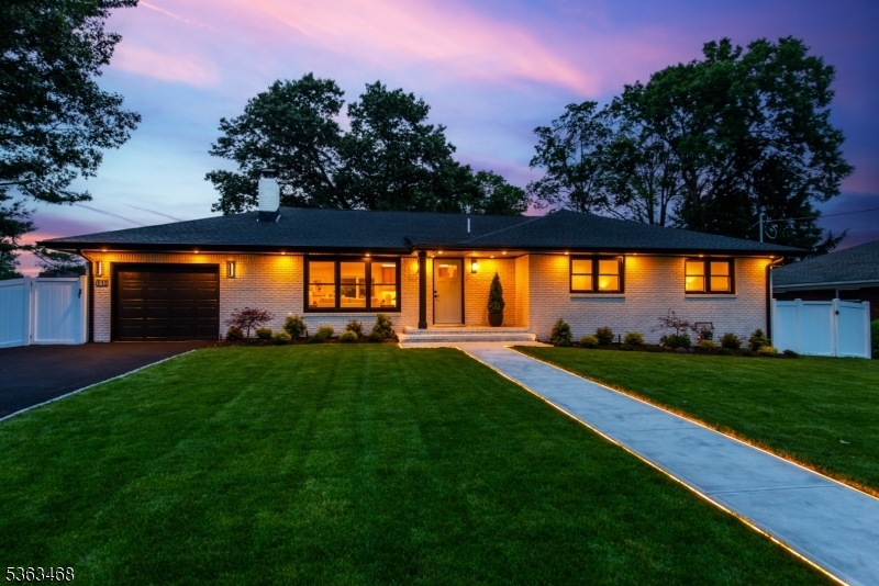 Property Photo: 12 Hillcrest Dr NJ 07424