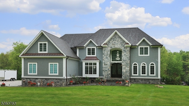 28 Hinkly Rd  Raritan Twp. NJ 08822 photo