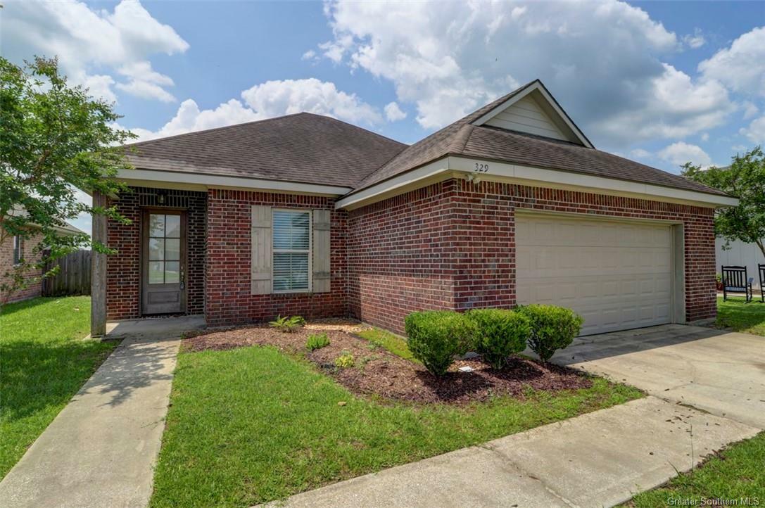Property Photo:  329 Paisley Parkway  LA 70665 