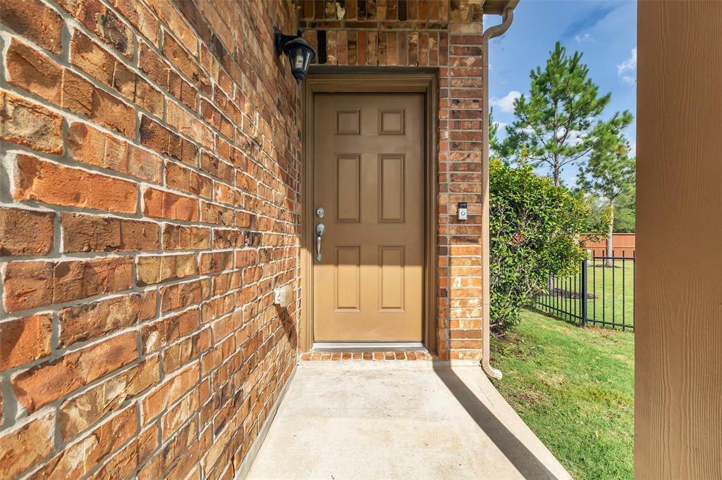 Property Photo: 8306 Columbia Forest Drive TX 77095
