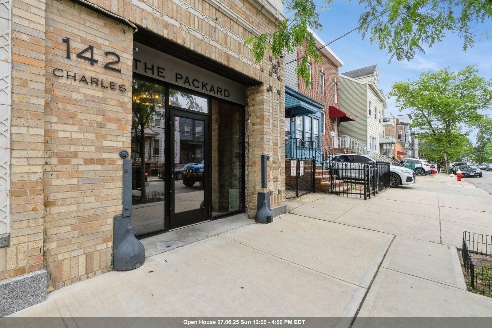 Property Photo:  142 Charles St 301  NJ 07307 