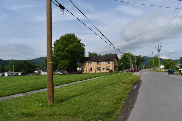 Property Photo:  321 Chester Avenue  KY 40965 