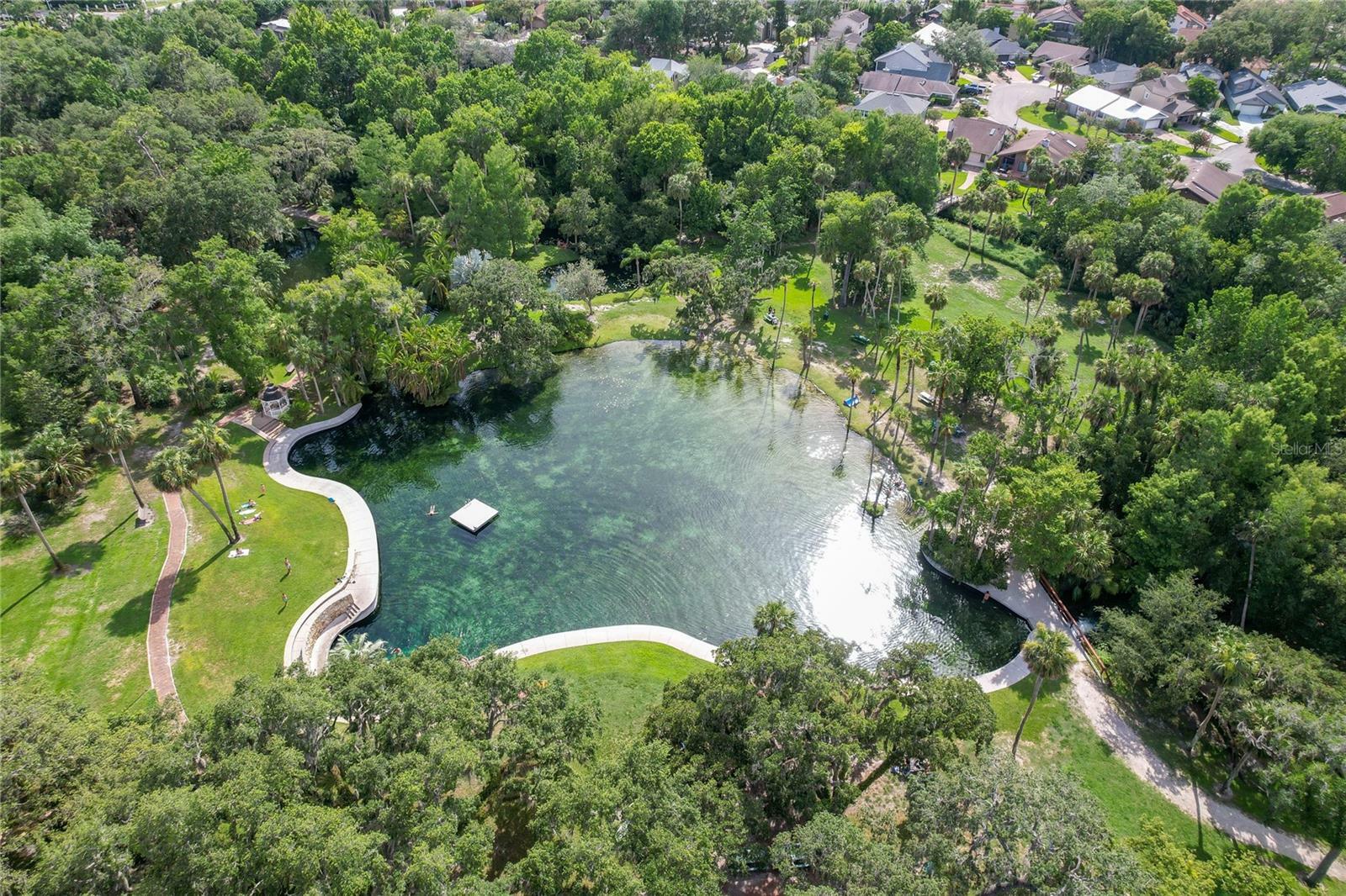 Property Photo:  211 Crown Oaks Way 205  FL 32779 