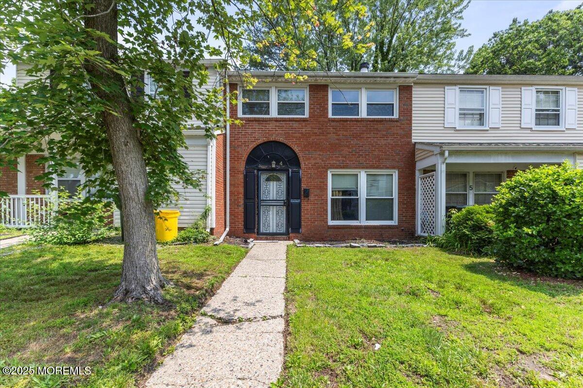 Property Photo:  4 Roanoke Court  NJ 08046 
