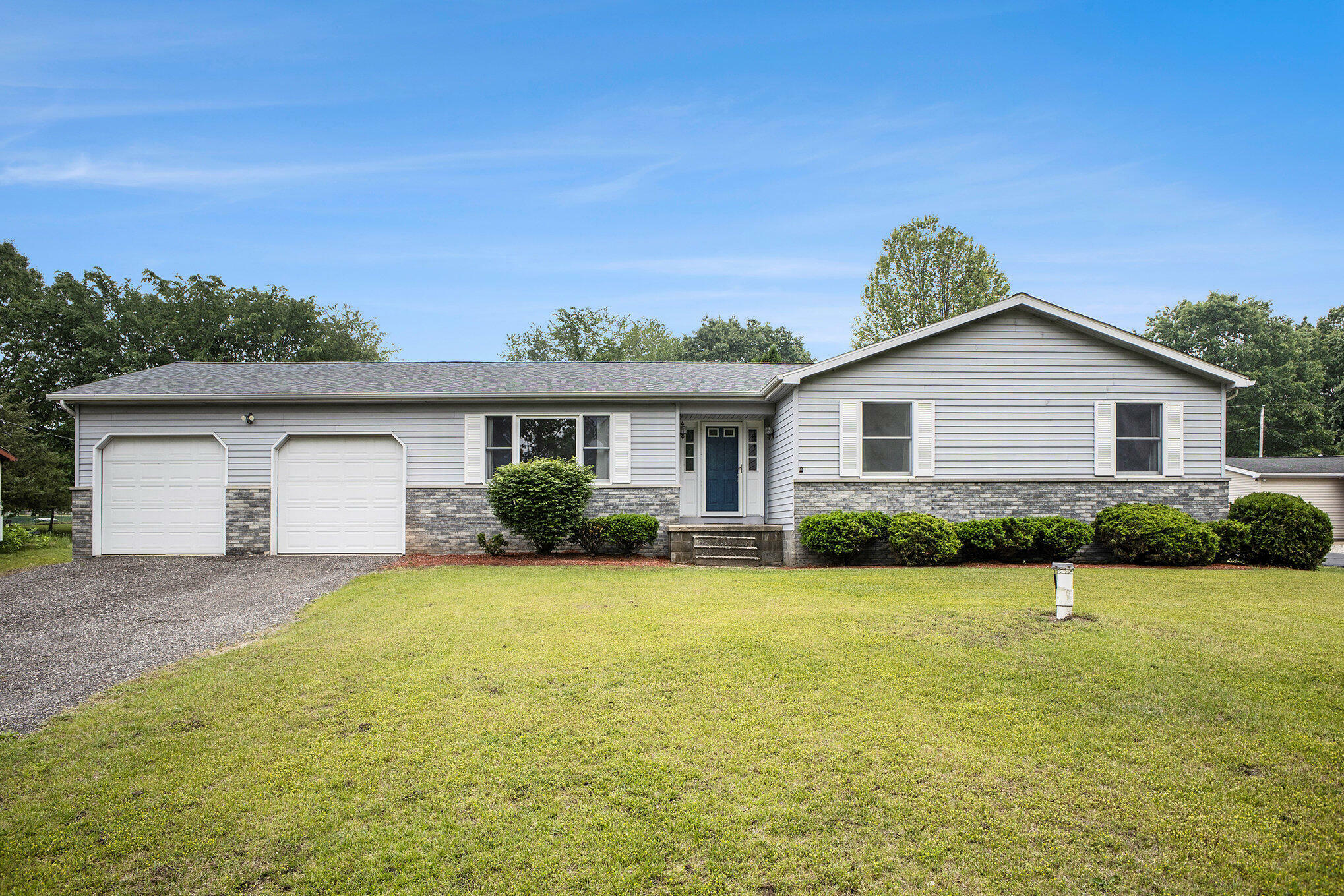 Property Photo:  11261 North Drive  MI 49230 