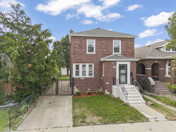Property Photo: 9326 S May Street IL 60620