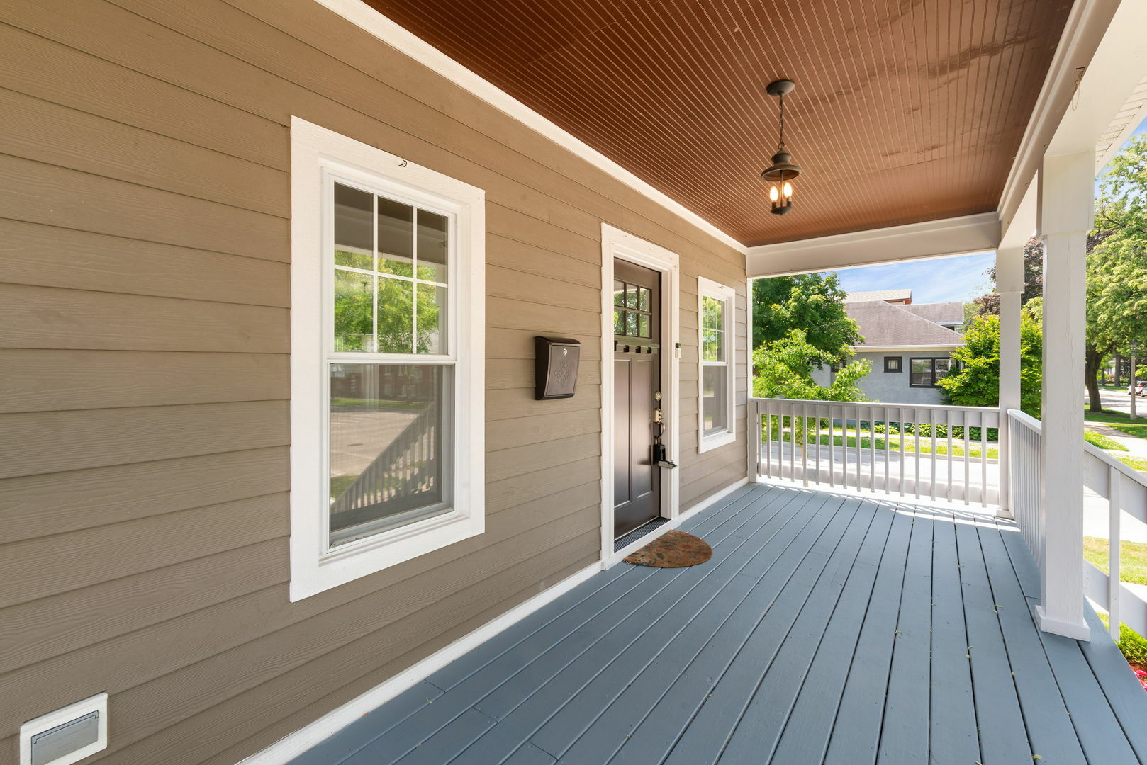 Property Photo: 1146 Gunderson Avenue IL 60304