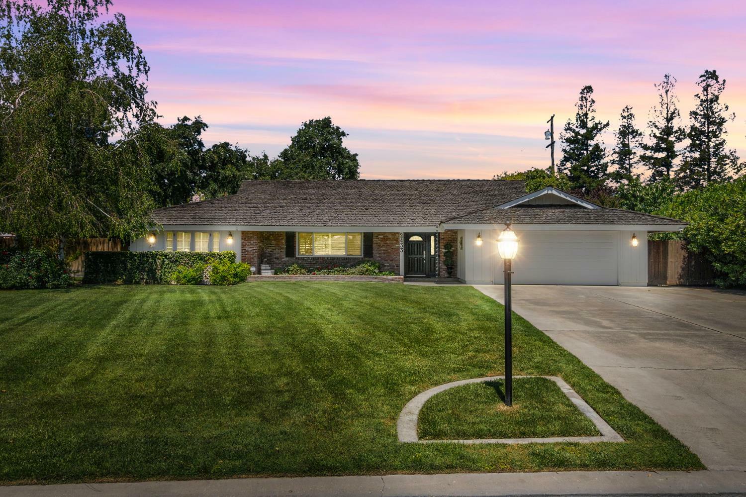 2433 Broadridge Way  Stockton CA 95209 photo