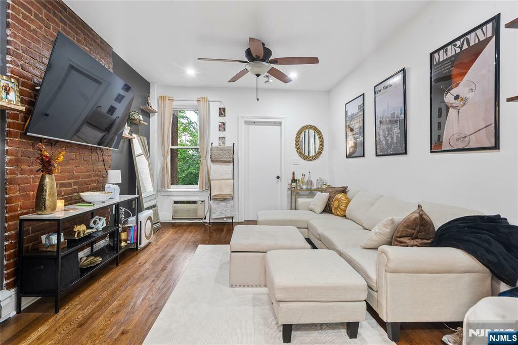 Property Photo: 422 Grand Street 4 NJ 07030