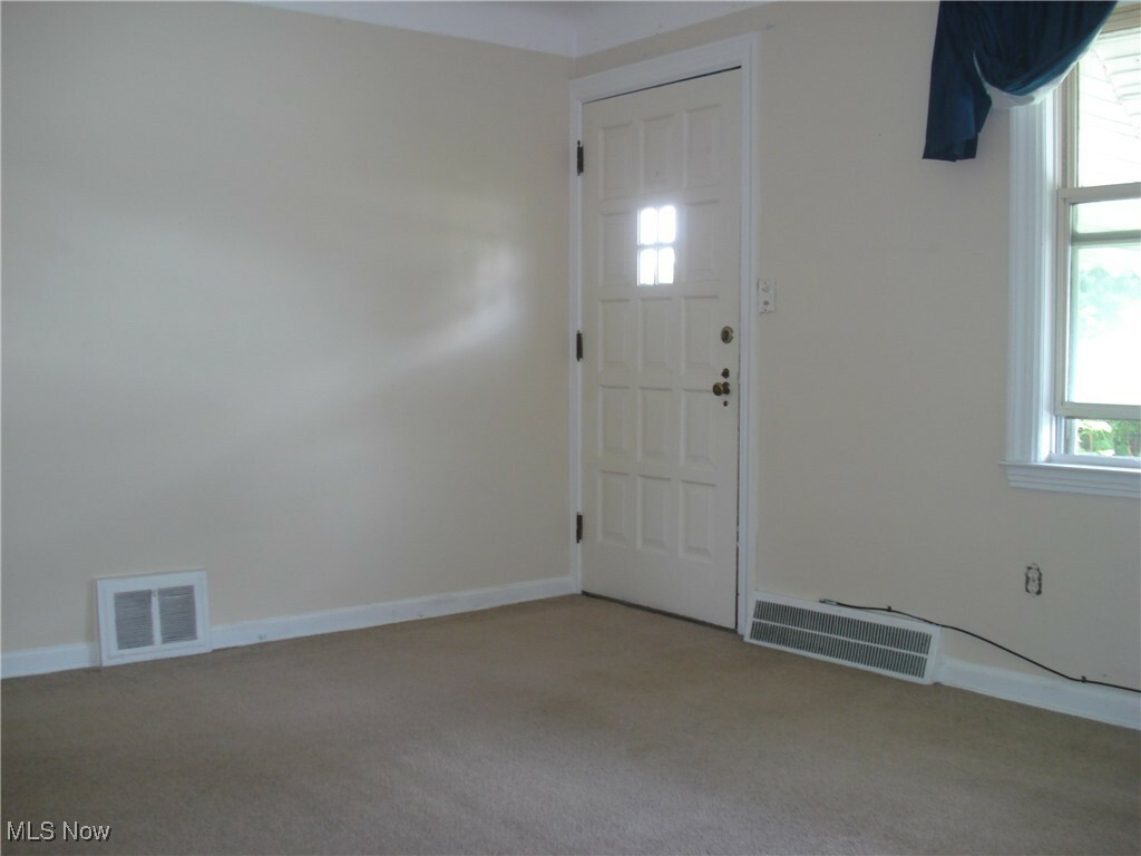 Property Photo: 5757 Mayfield Road OH 44124