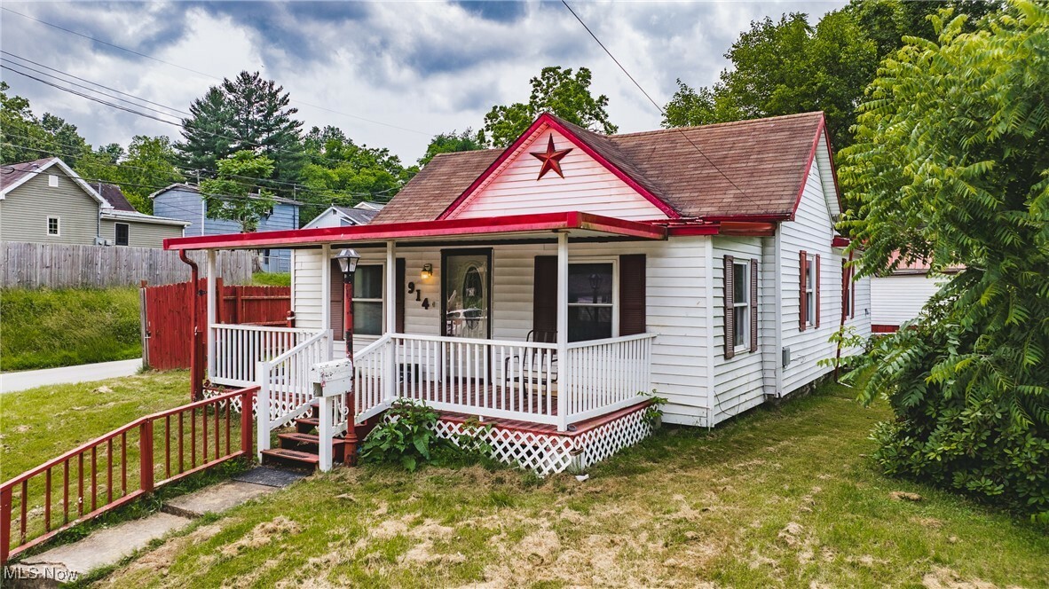 Property Photo: 914 Pike Street WV 26101